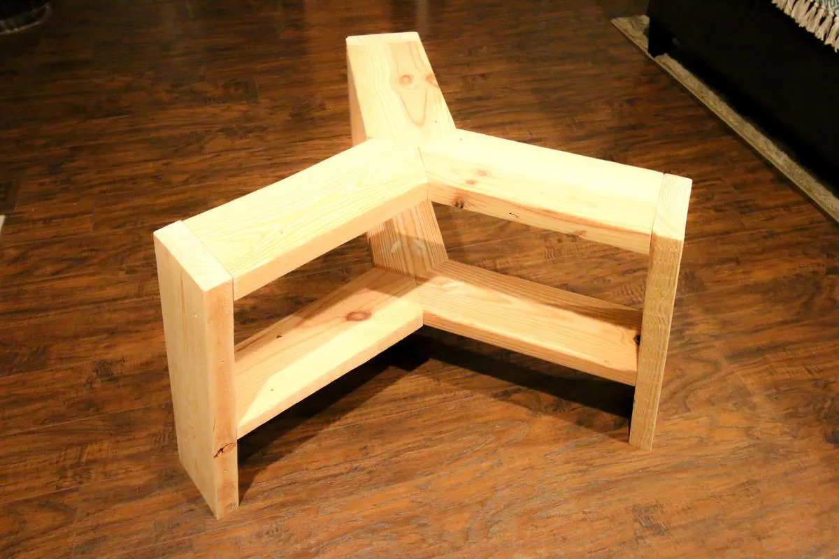 Geometric Round Coffee Table — step photo 13