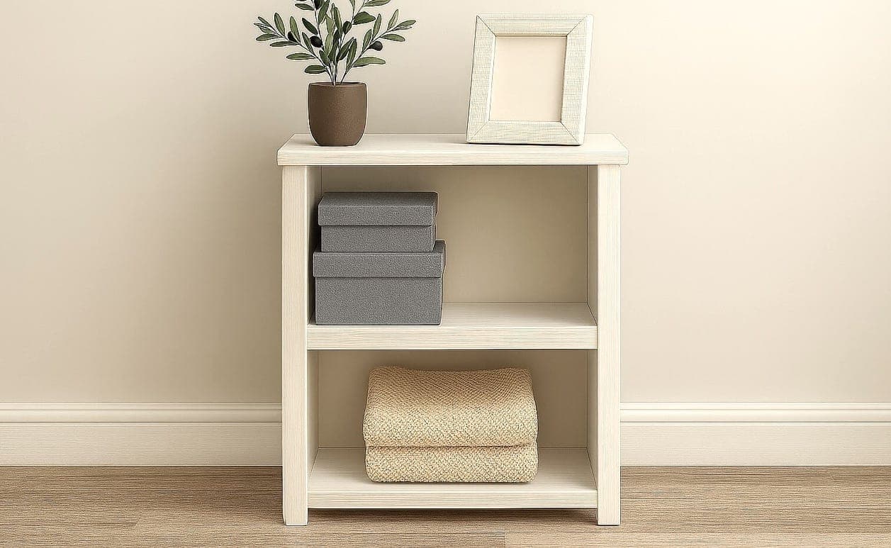 Small bookshelf with applied corner leg trim