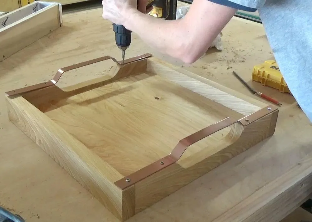 DIY Square Breakfast Tray — step photo 12