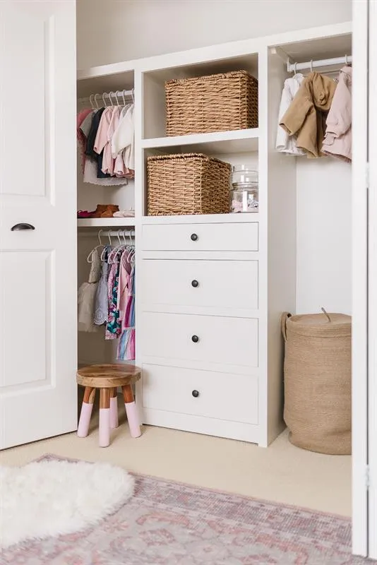 Built-In Closet Organizer