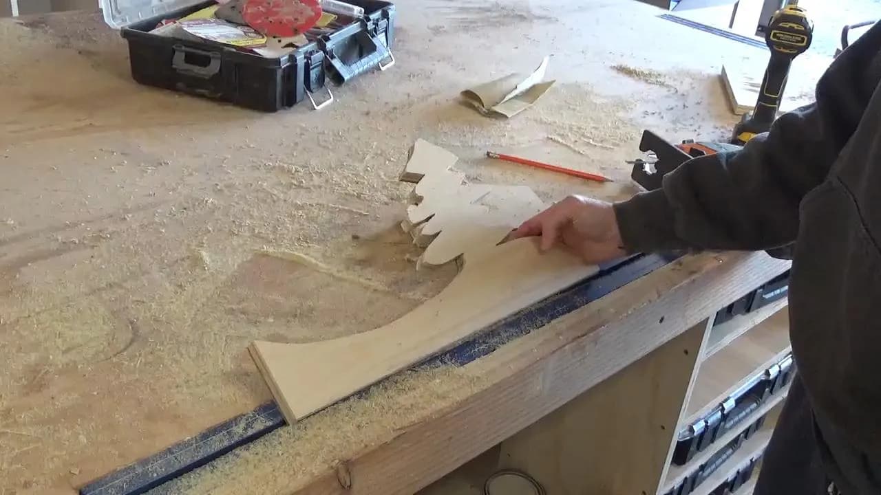 DIY Light Up Christmas Art — step photo 7