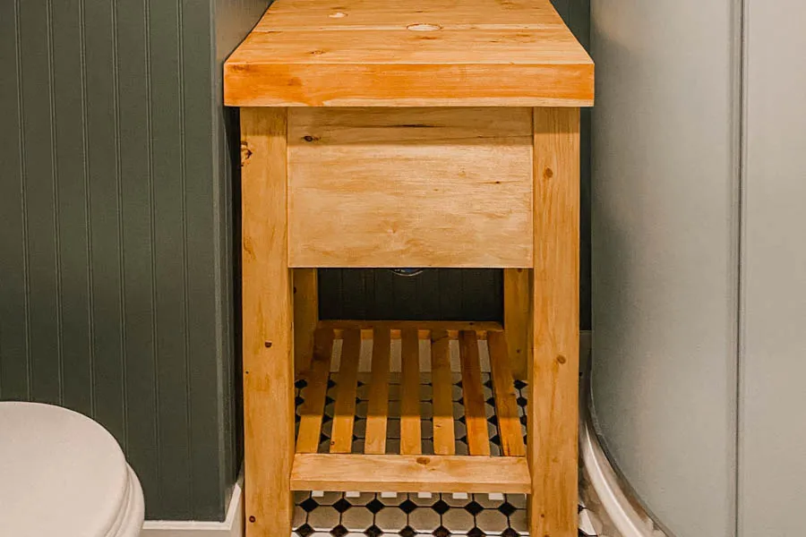 DIY Small Space Vanity — step photo 6