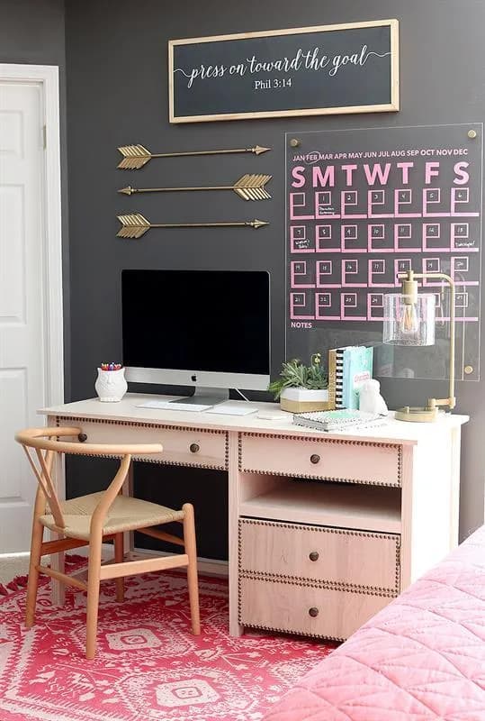 Desk with Hideaway Printer Storage