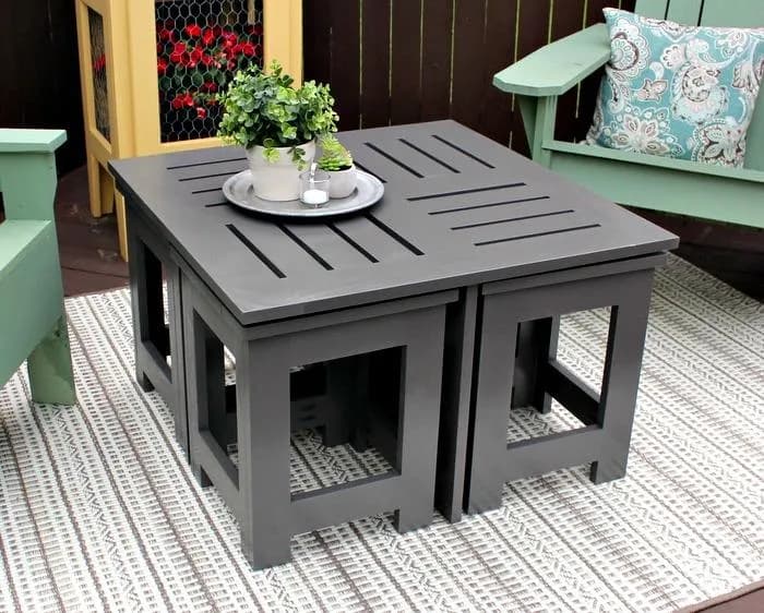 Outdoor Coffee Table with 4 Hidden Side Tables