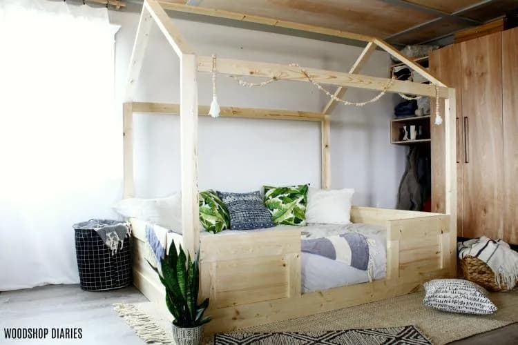 DIY Kids House Bed