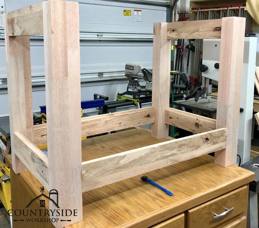 Simplified Split Top Roubo Workbench — step photo 11