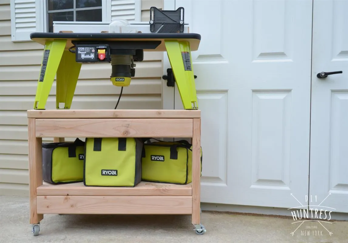 Rolling Benchtop Tool Stand