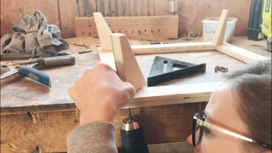 DIY Modern Planter Box — step photo 11