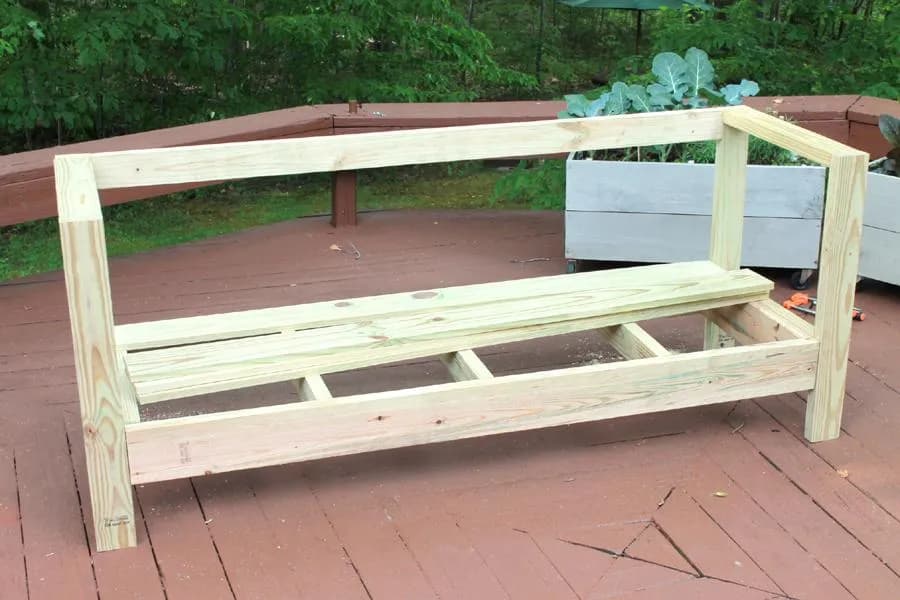 Easy Modern Outdoor Sofa — step photo 9