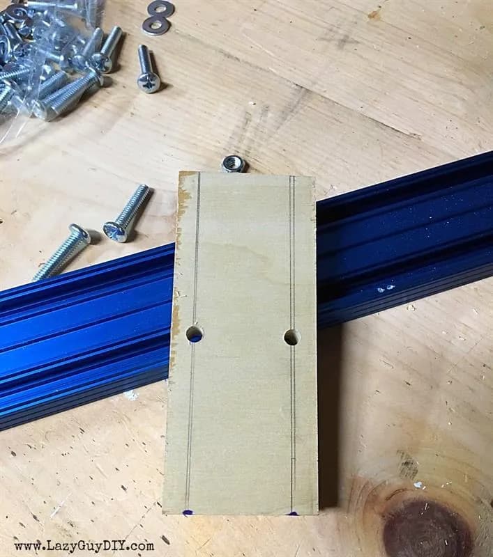 Kreg Clamp Workbench With Bench Dogs — step photo 12