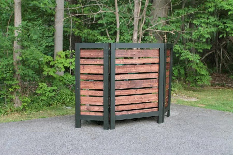 Modern Styled Privacy Screen