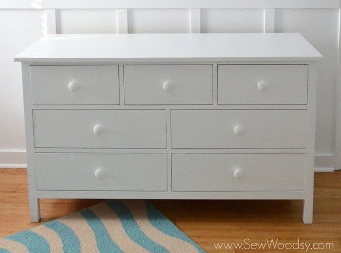 Low extra-wide dresser with seven drawers