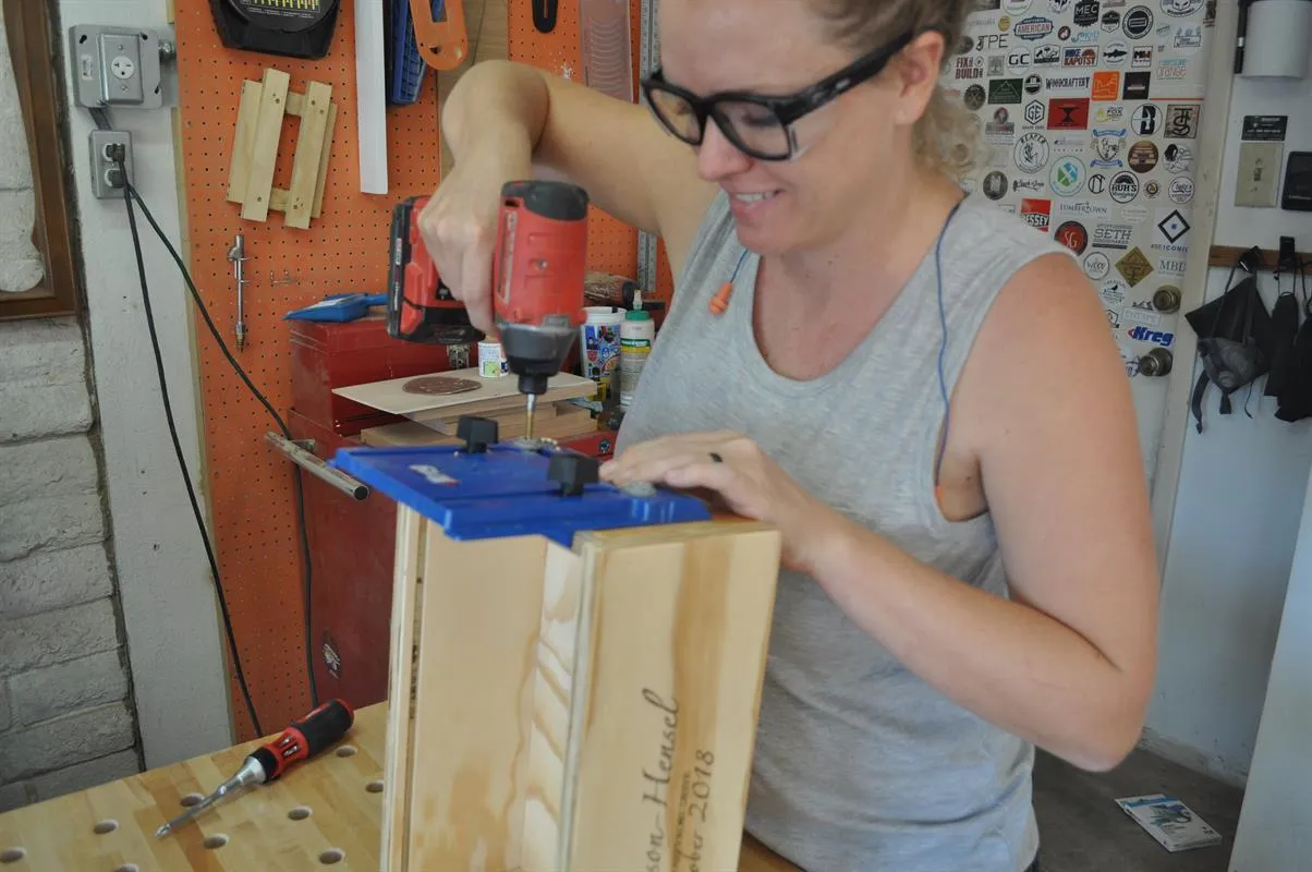 DIY Keepsake Gift Box — step photo 12