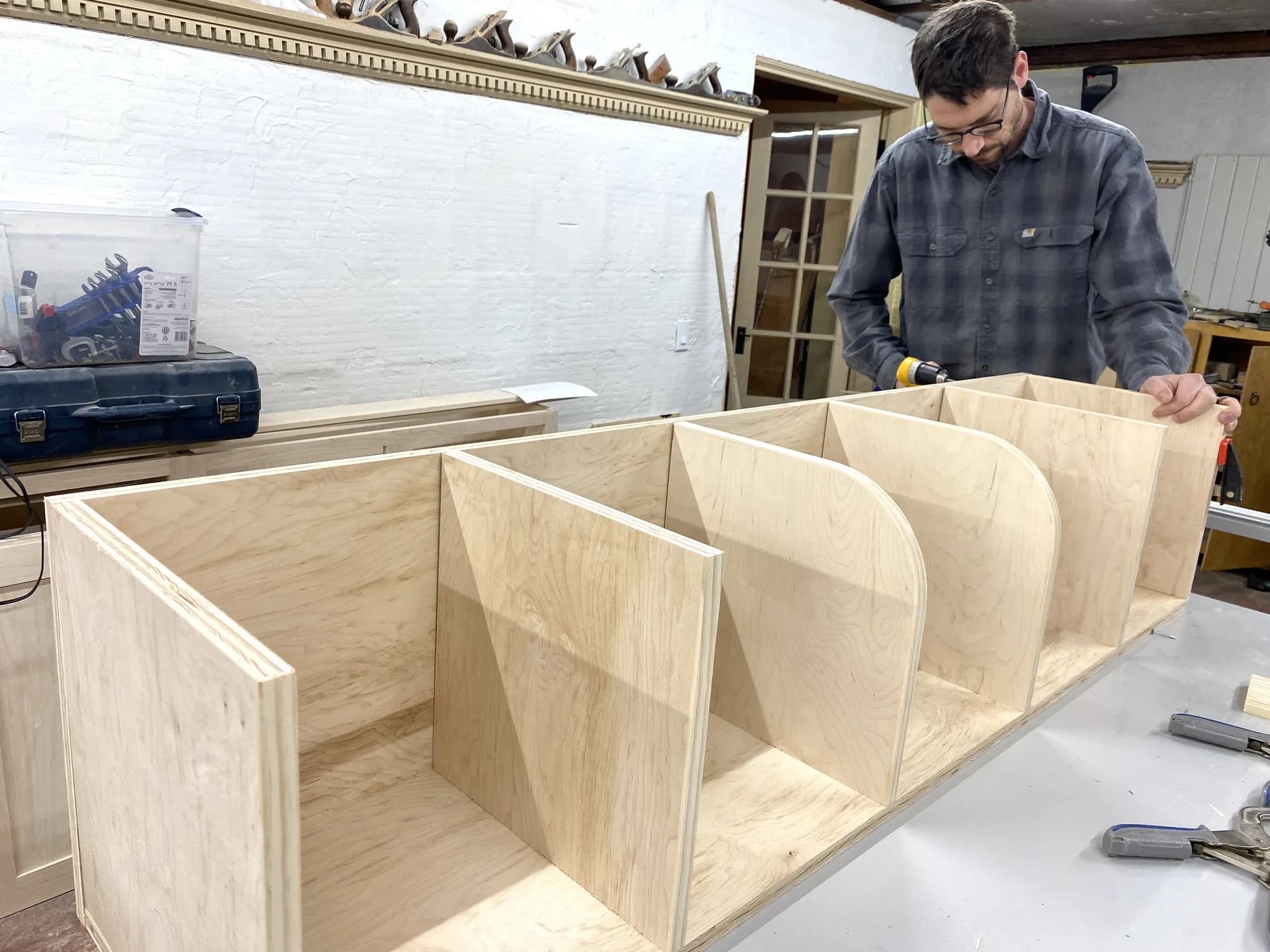Curvy Corner Shelf — step photo 14