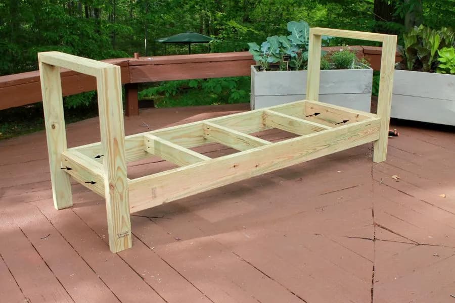 Easy Modern Outdoor Sofa — step photo 7