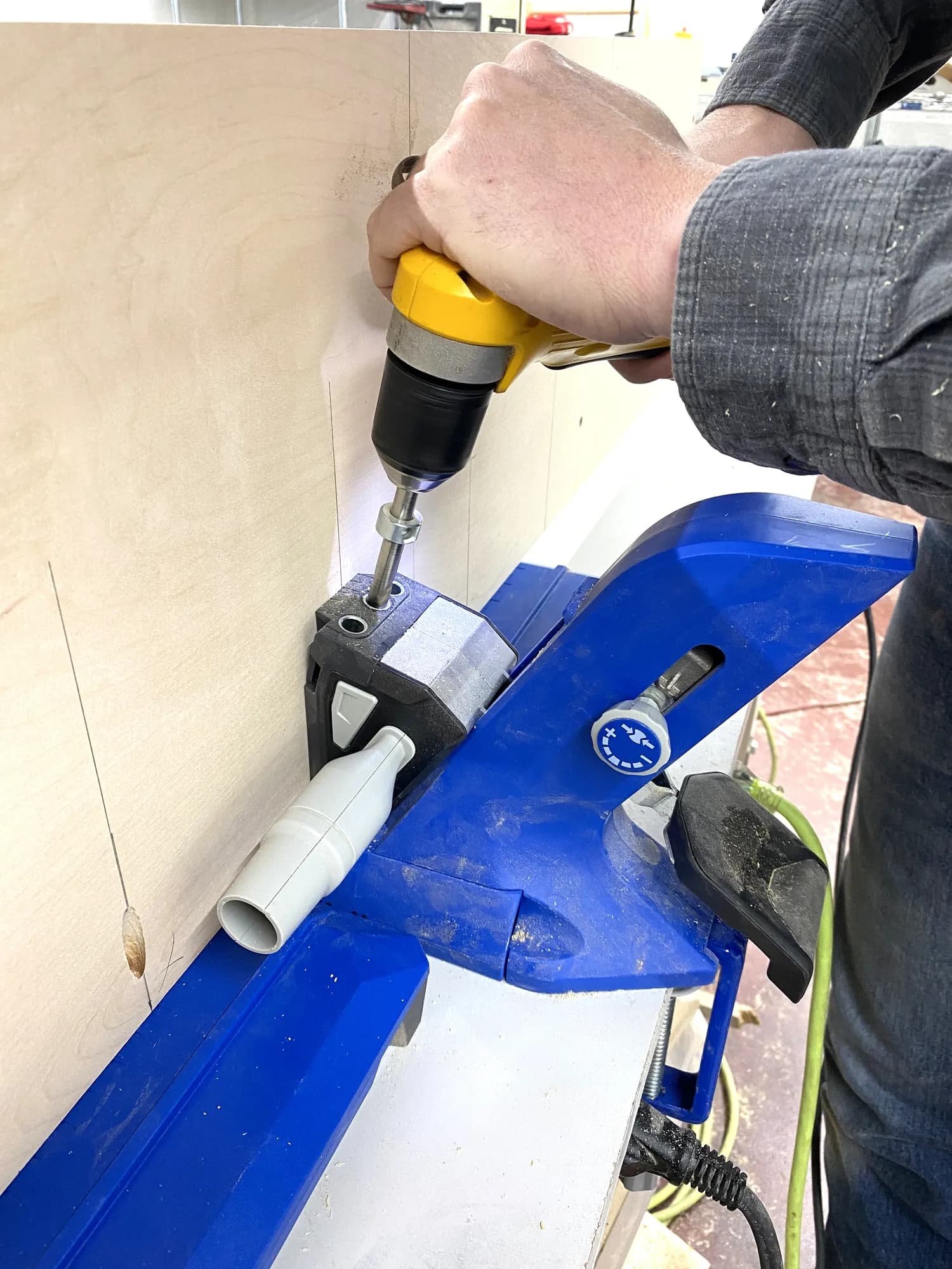 Curvy Corner Shelf — step photo 12