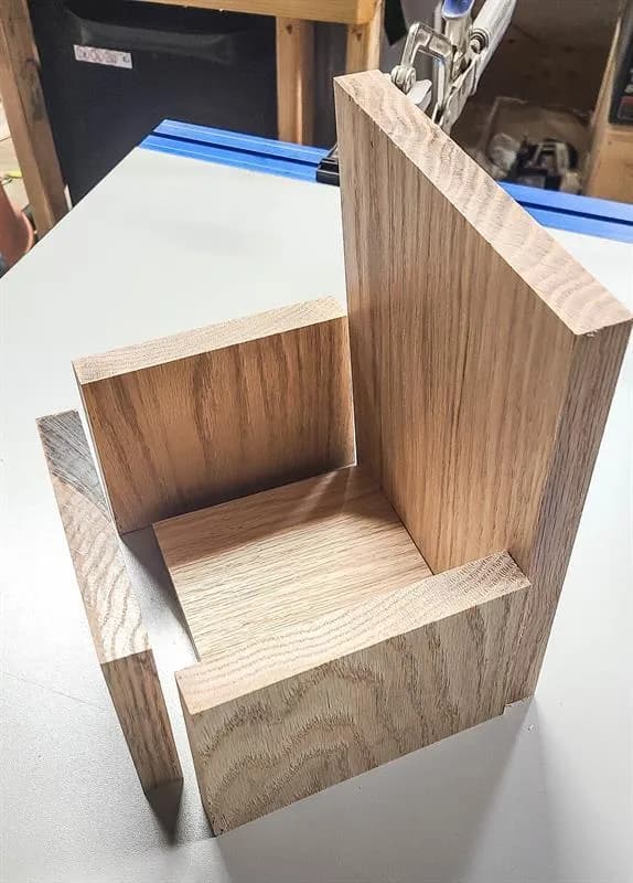 Desk Calendar & Pencil Holder — step photo 7