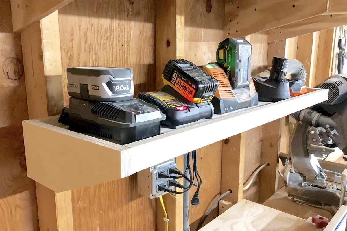 DIY Battery Station – Build a Battery Charging Station