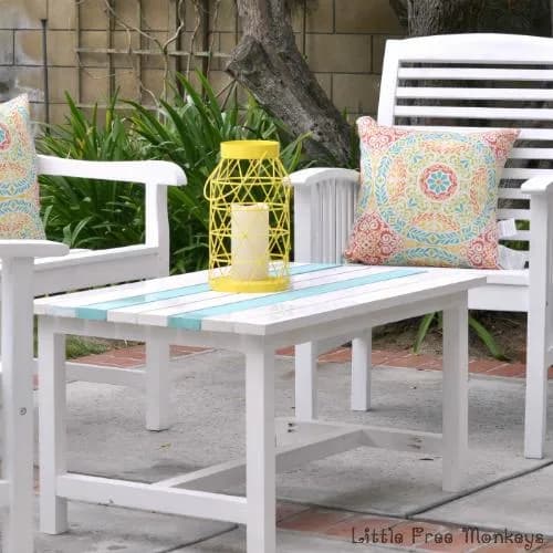 DIY Outdoor Coffee Table