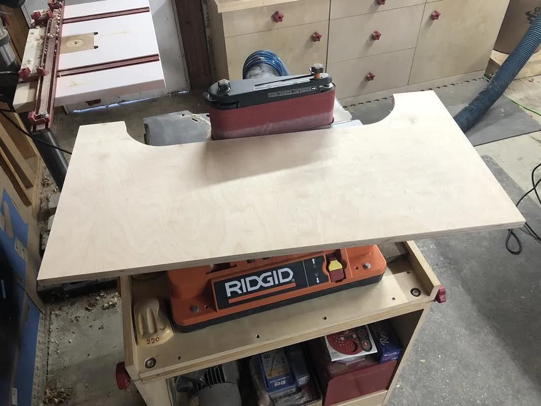 Mega Lego Table — step photo 11