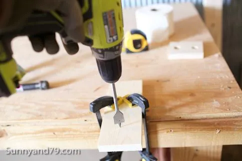 Rustic Scrap Wood and Pipe Toilet Paper Holder — step photo 4