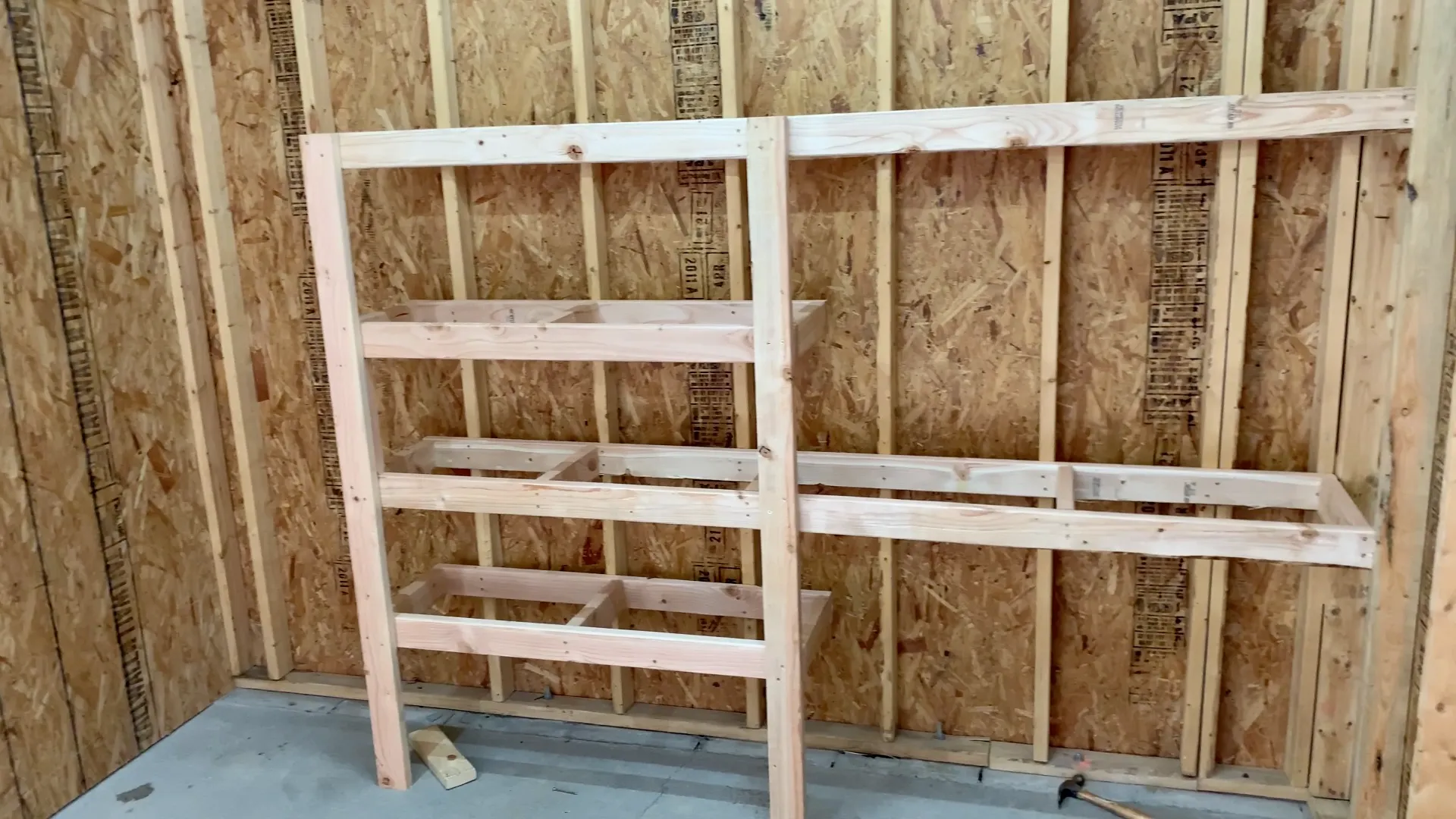 2×4 Garage Shelves — step photo 6