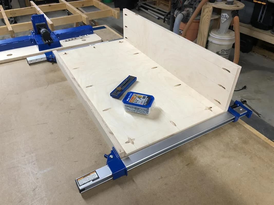 Lego Table — step photo 16