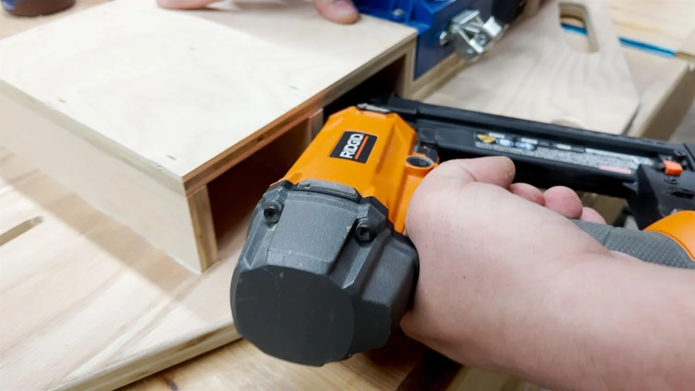 Kreg K5 Storage Cabinet with T-Track Clamps — step photo 12