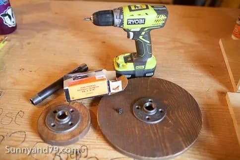 DIY Rustic Stand — step photo 8