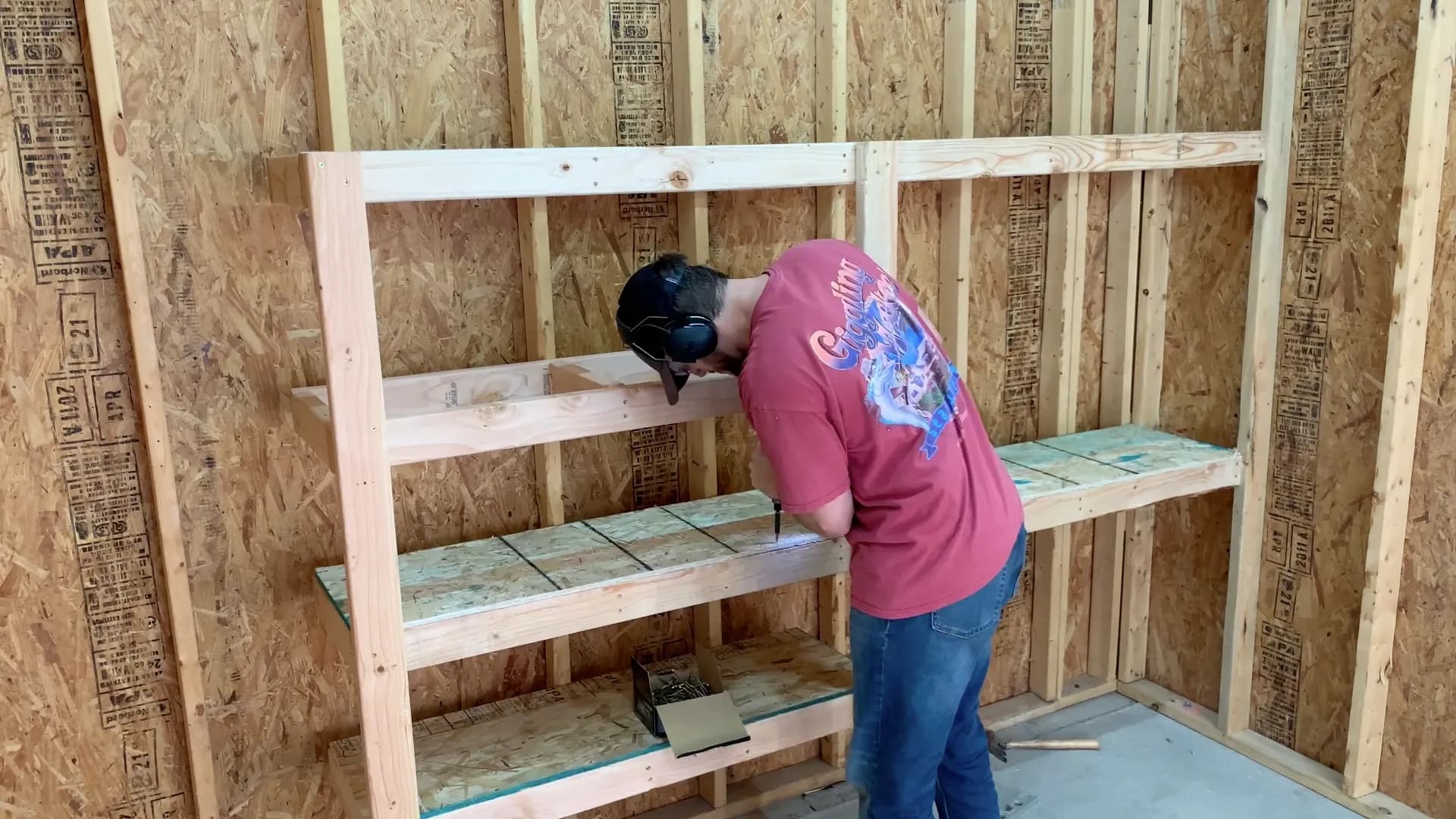 2×4 Garage Shelves — step photo 7